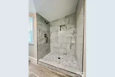 251 Trade Street S, Matthews, NC 28105 - Photo 10