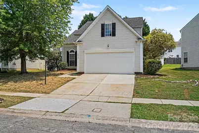 5615 Waverly Lynn Lane, Charlotte, NC 28269 - Photo 1