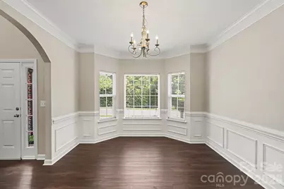 8539 Suttonview Drive, Charlotte, NC 28269 - Photo 2
