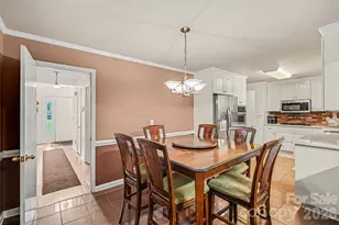 7944 Pawtuckett Rd, Charlotte, NC 28214 - Photo 10