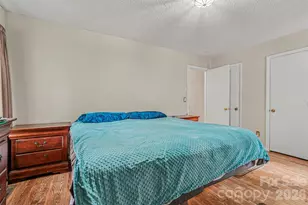7944 Pawtuckett Rd, Charlotte, NC 28214 - Photo 16