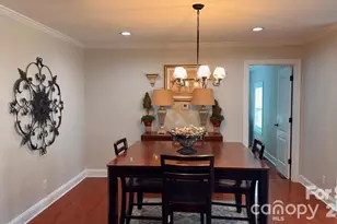 210 W Church St, Cherryville, NC 28021 - Photo 10