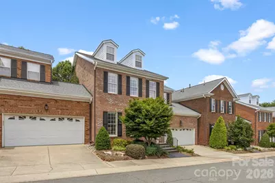 9415 Bonnie Briar Circle, Charlotte, NC 28277 - Photo 32