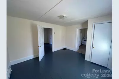 208 Georgia Avenue E, Bessemer City, NC 28016 - Photo 4