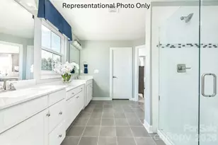 1018 Bramble Hedge Rd, Indian Trail, NC 28079 - Photo 8