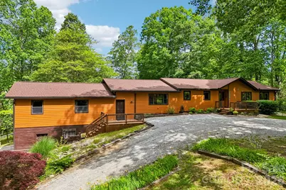 3229 N Bearwallow Road, Hendersonville, NC 28792 - Photo 2