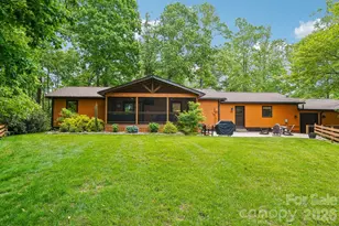 3229 N Bearwallow Rd, Hendersonville, NC 28792 - Photo 12