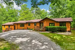 3229 N Bearwallow Rd, Hendersonville, NC 28792 - Photo 1