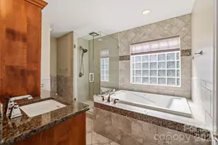 4612 Deanscroft Dr, Charlotte, NC 28226 - Photo 24