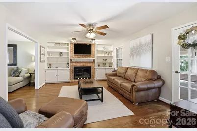4612 Deanscroft Drive, Charlotte, NC 28226 - Photo 14