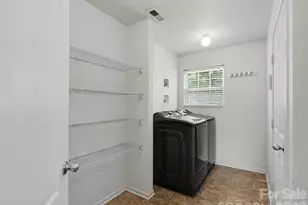 5529 Idlewild Rd N, Charlotte, NC 28227 - Photo 18