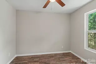 5529 Idlewild Rd N, Charlotte, NC 28227 - Photo 38