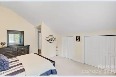100 Perry Place, Hendersonville, NC 28739 - Photo 36
