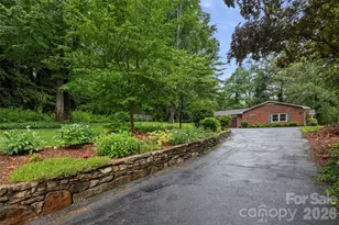 126 Mockingbird Dr, Hendersonville, NC 28792 - Photo 26