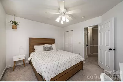 5700 Crown Terrace, Hickory, NC 28601 - Photo 30