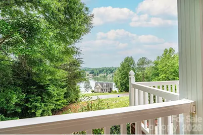 5700 Crown Terrace, Hickory, NC 28601 - Photo 4