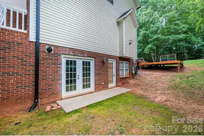 5700 Crown Terrace, Hickory, NC 28601 - Photo 40