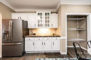 5700 Crown Terrace, Hickory, NC 28601 - Photo 16