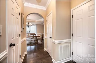 5700 Crown Terrace, Hickory, NC 28601 - Photo 12