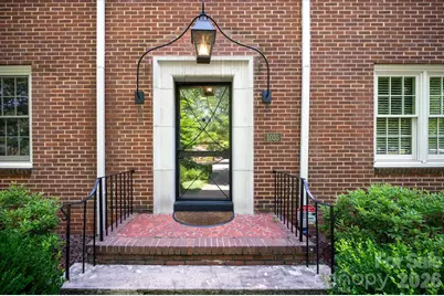 1035 Queens Road #8, Charlotte, NC 28207 - Photo 2