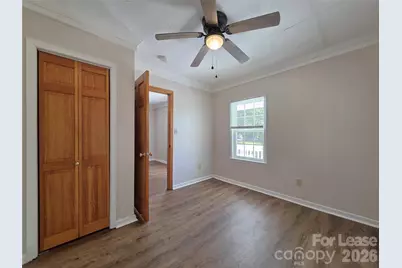 922 S Meeting Street, Statesville, NC 28677 - Photo 6