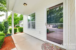 1430 Harpers Inlet Dr, Clover, SC 29710 - Photo 2