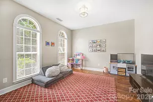 10913 Knight Castle Dr, Charlotte, NC 28277 - Photo 6