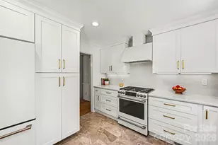 2449 Seth Thomas Rd, Charlotte, NC 28210 - Photo 10