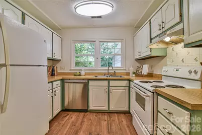 115 Wicklow Drive, Asheville, NC 28806 - Photo 10