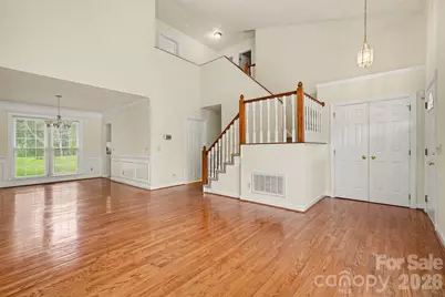 7104 Kinsmore Lane, Charlotte, NC 28269 - Photo 6