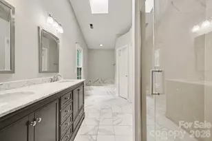 7104 Kinsmore Ln, Charlotte, NC 28269 - Photo 26