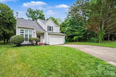 7104 Kinsmore Lane, Charlotte, NC 28269 - Photo 4