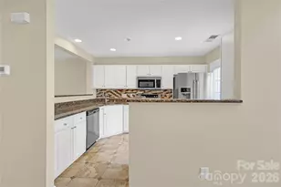 8772 Robinson Forest Dr, Charlotte, NC 28277 - Photo 16