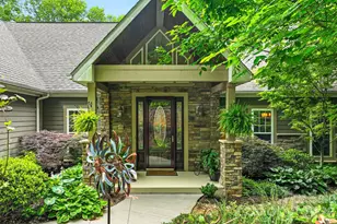 522 Silver Hawk Ln, Weaverville, NC 28787 - Photo 2