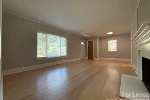 932 Hickory Nut St, Charlotte, NC 28205 - Photo 4