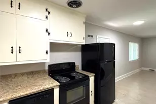 932 Hickory Nut St, Charlotte, NC 28205 - Photo 8