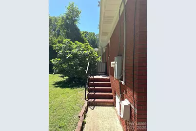 932 Hickory Nut Street, Charlotte, NC 28205 - Photo 16