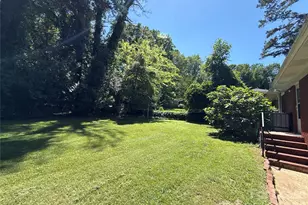 932 Hickory Nut St, Charlotte, NC 28205 - Photo 18