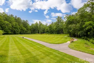 301 White Oak Dr, Hendersonville, NC 28791 - Photo 40