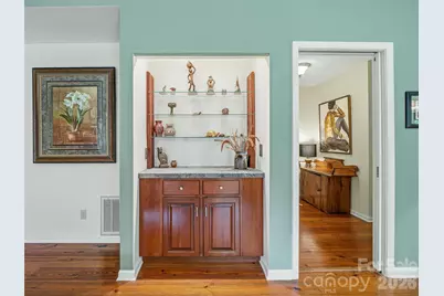 301 White Oak Drive, Hendersonville, NC 28791 - Photo 14