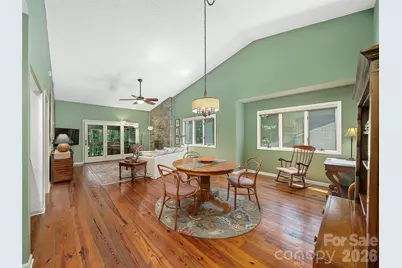 301 White Oak Drive, Hendersonville, NC 28791 - Photo 8