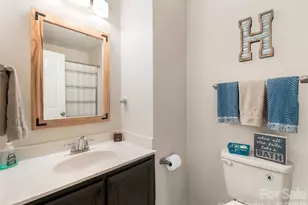 12401 Bentcreek Ln, Matthews, NC 28105 - Photo 28