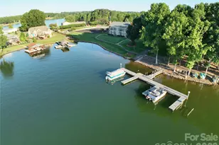 100 Northshore Ct, Cherryville, NC 28021 - Photo 2