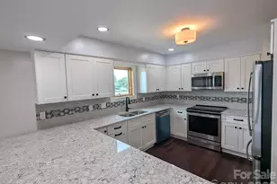 100 Northshore Ct, Cherryville, NC 28021 - Photo 8