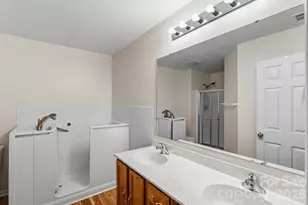 308 Wiltshire Cir, Fletcher, NC 28732 - Photo 12