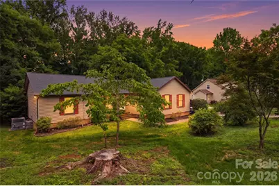7225 Leesburg Road, Charlotte, NC 28215 - Photo 2