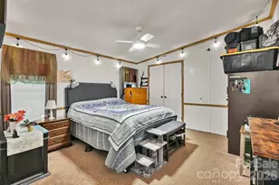 560 Morgan Branch Rd, Marshall, NC 28753 - Photo 14