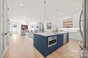 4701 Walden Ct, Charlotte, NC 28210 - Photo 4