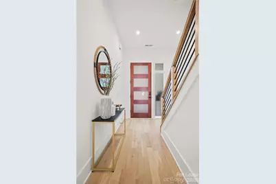 4701 Walden Court, Charlotte, NC 28210 - Photo 2