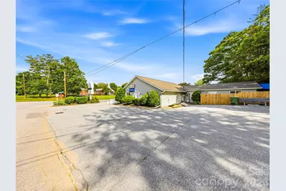 2124 Hendersonville Road, Arden, NC 28704 - Photo 8